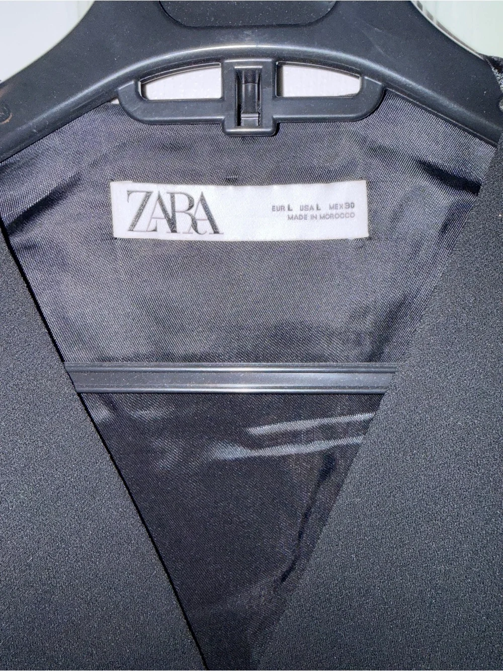 Zara black collarless V-neck blazer with Split Sleeves Cape Details